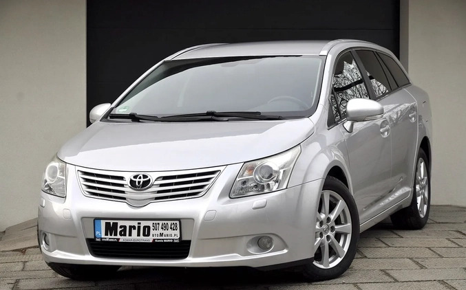 Toyota Avensis cena 31900 przebieg: 195000, rok produkcji 2009 z Kartuzy małe 436